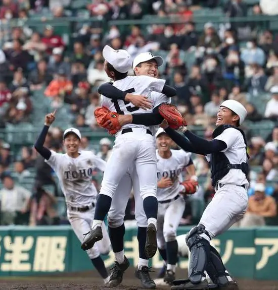如何通过合理的营养补充来支持篮球恢复训练？_0